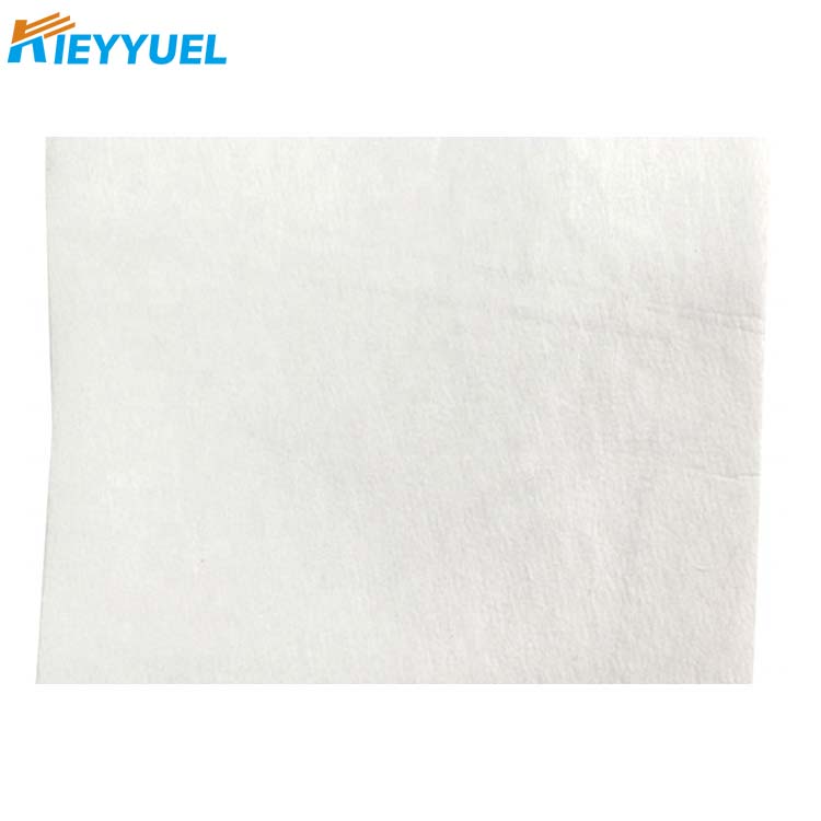 សំលៀកបំពាក់មីលប៊្លូន ៩៥